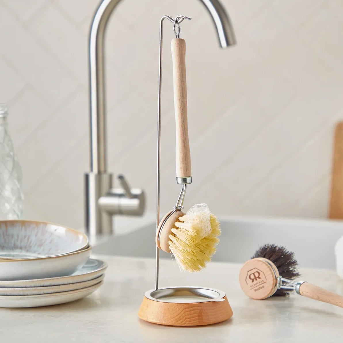 Redecker Long Brush & Stand
