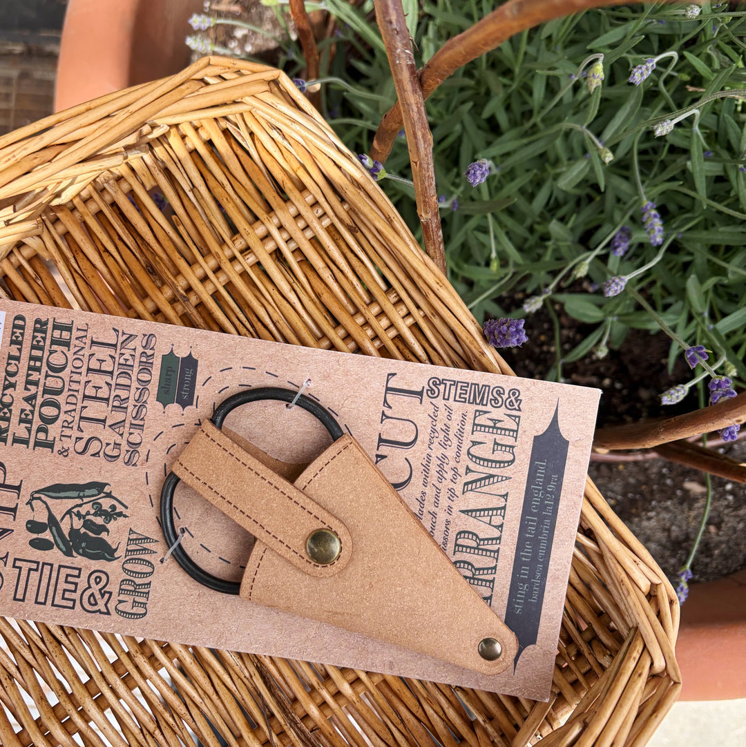 garden scissors with pouch Steel Garden Scissors with Leather Pouch – Salt Creek Mercantile